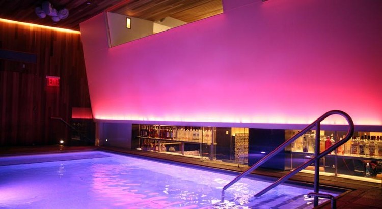 Gli hotel con le piscine più magiche