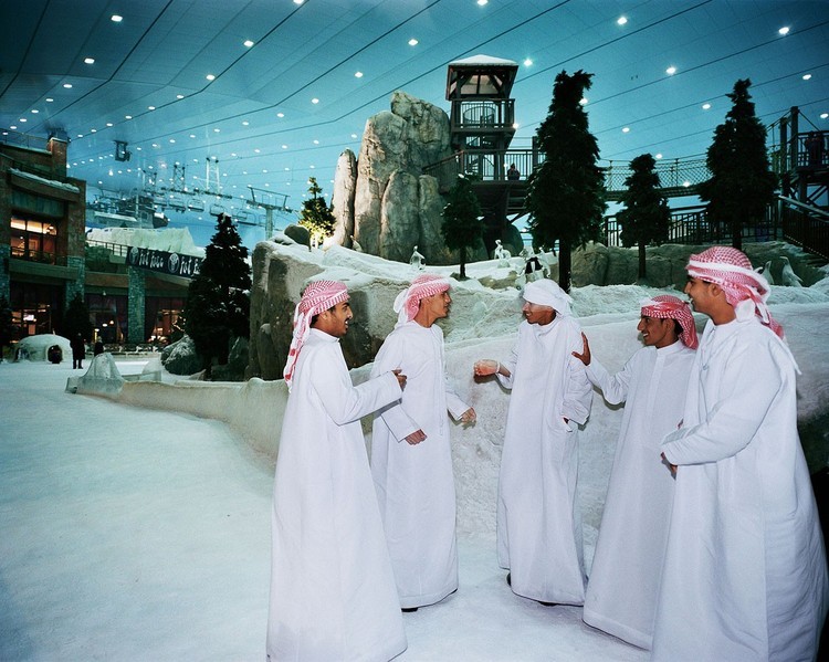 الإجازة المزيفة