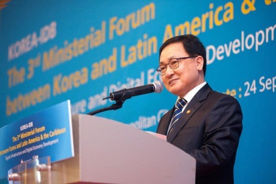 Desde Putin hasta el jeque de los EAU: 10 políticos que apoyan el blockchain