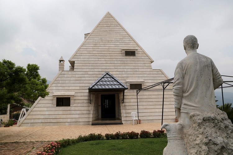 أغرب البيوت في العالم