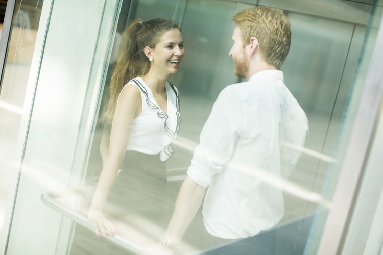 14 cosas que las personas exitosas hacen la primera semana en un nuevo empleo