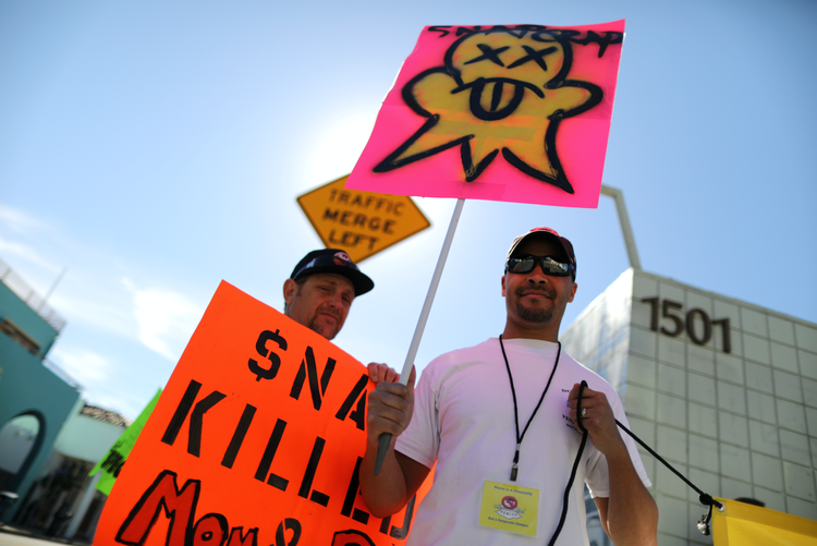 Donald Trump firma il secondo bando sull’immigrazione