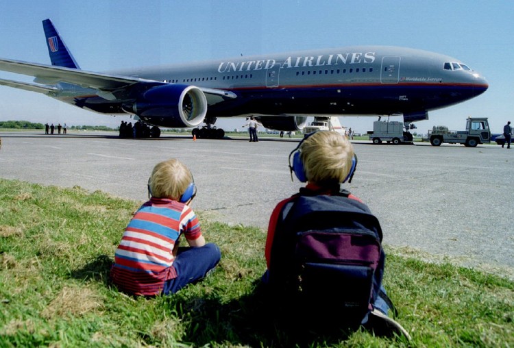 Boeing 777: La historia del avión que se ha convertido en un icono de la aviación civil