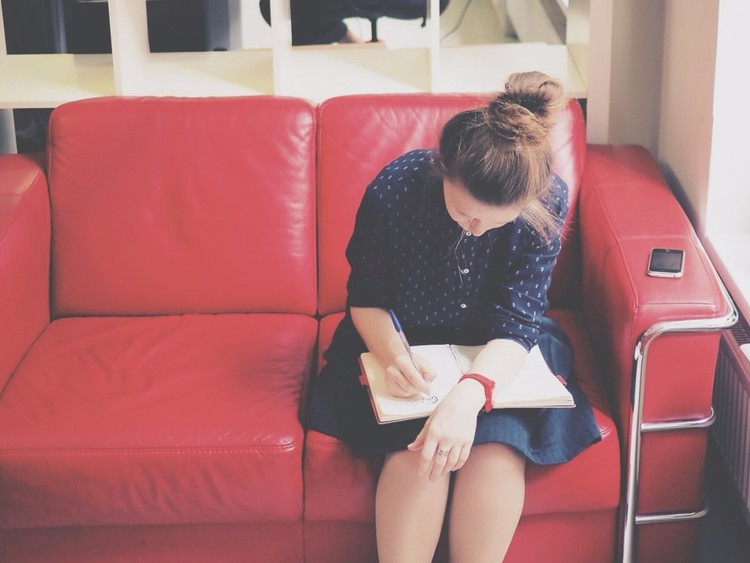 15 Atitudes que farão com que não se torne milionário