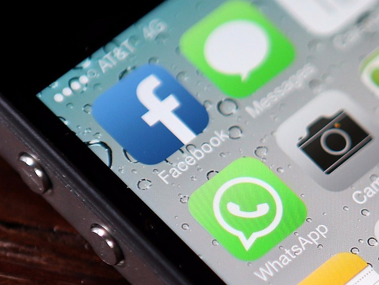 Facebook tiene miles de millones