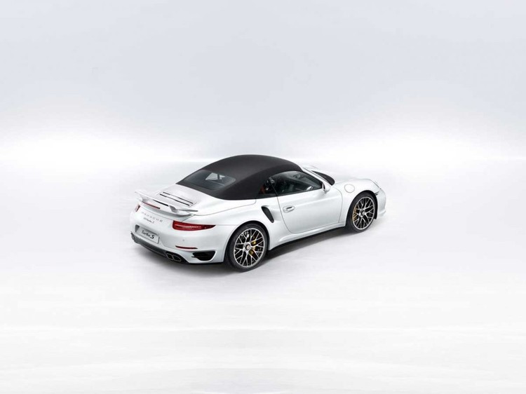 Porsche comercializa 21 versões do icónico 911