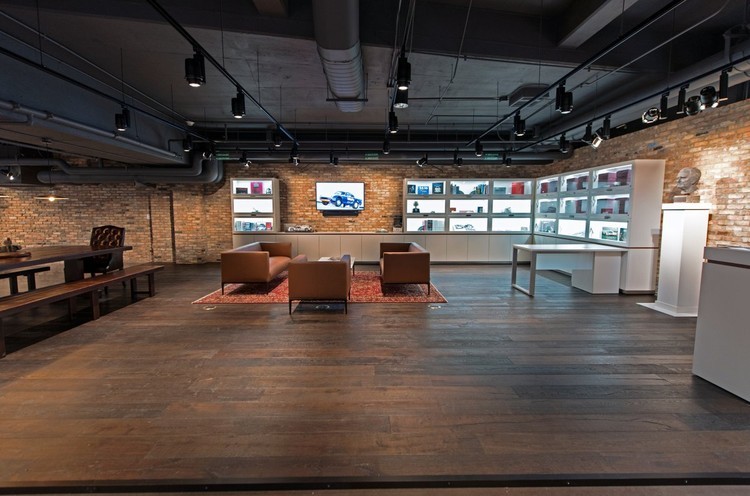 Como a Disneyland, mas com Porsches