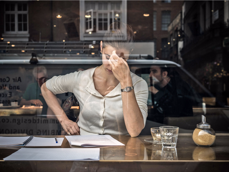 15 cose che le persone di successo non fanno quando hanno 20 anni