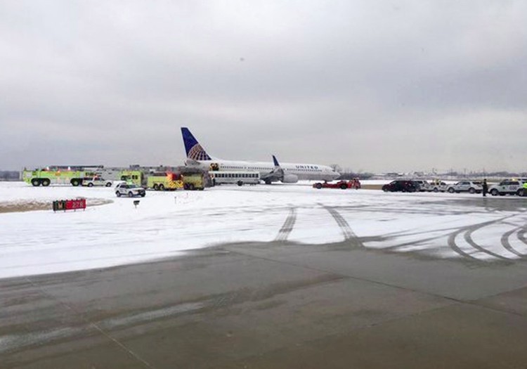 La bufera Jonas ricopre l'America di bianco