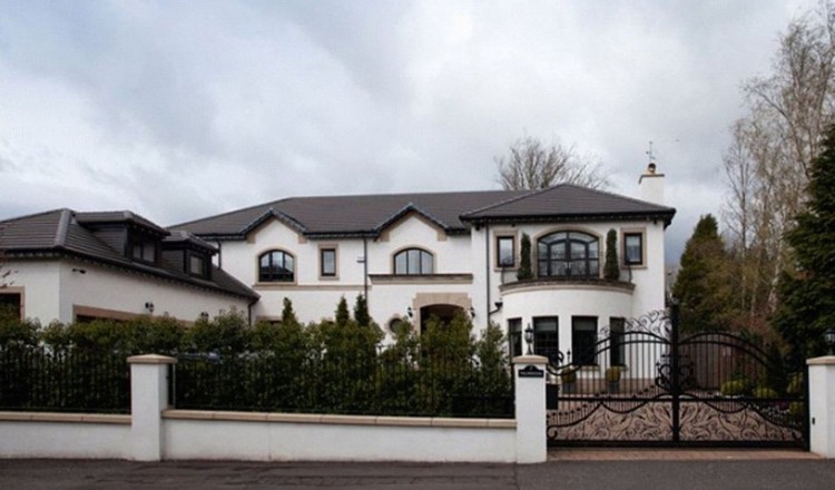 A história de Michelle Mone, a magnata da lingerie