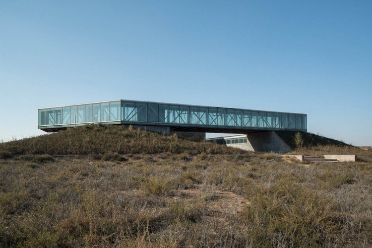 Fotos da maior cidade fantasma do mundo, na China