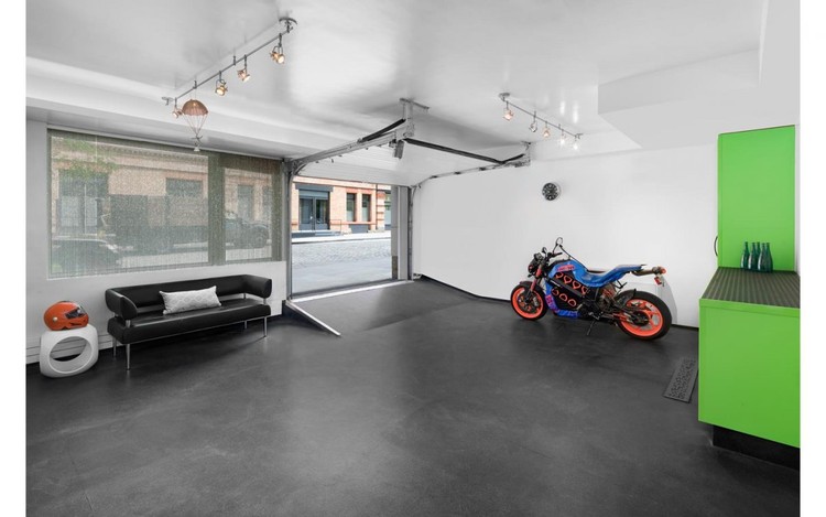 Conheça a casa que ninguém quer comprar