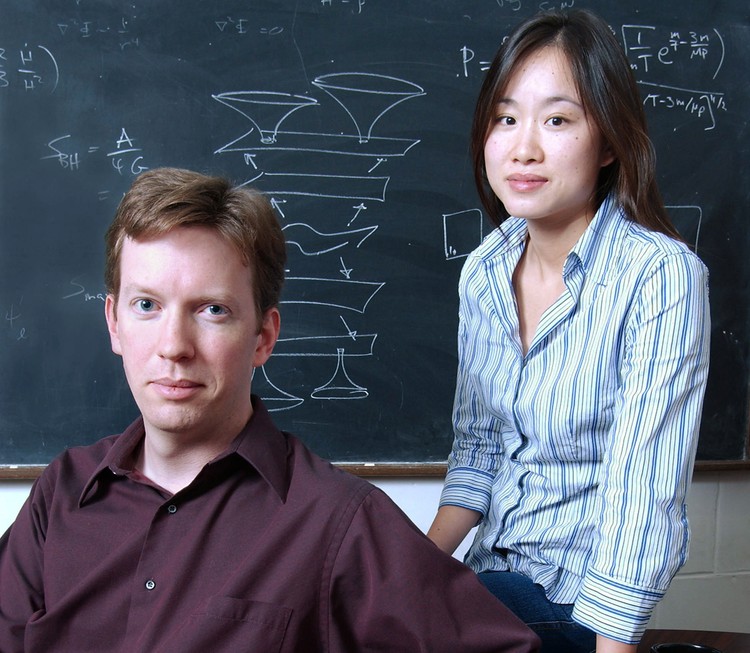 أنعيش في ماضي كونٍ موازٍ؟