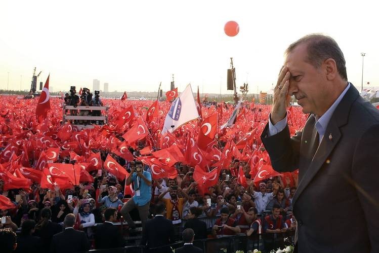 Turquía está al borde de una guerra civil