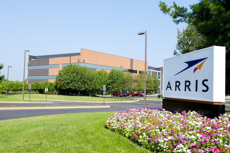 4 أسهم شركات إلكترونية يجب شراؤها الآن