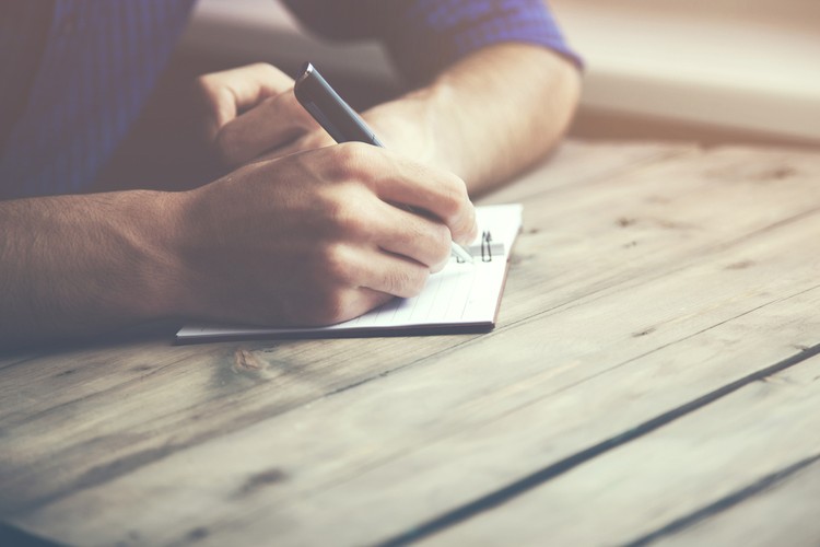 Como investir em si próprio