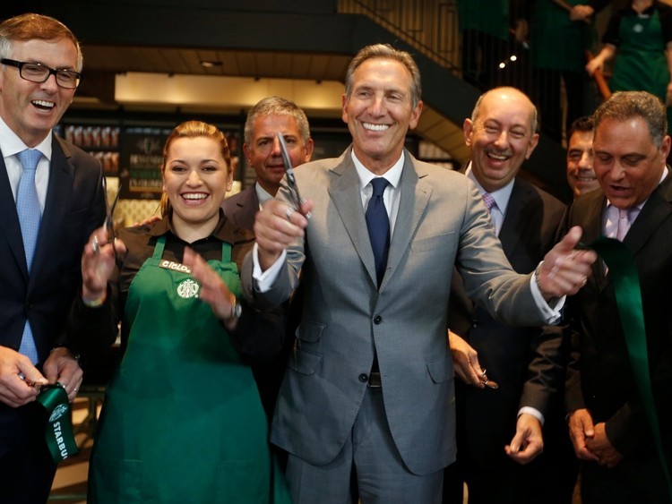 La historia de Starbucks y su fundador