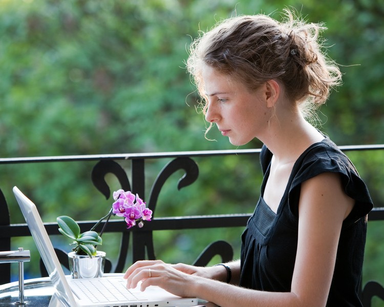 الفكرة لا قيمة لها