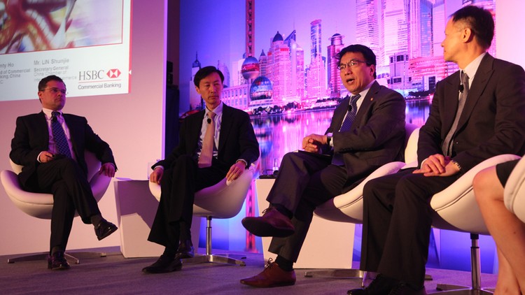 آسيا للمستثمرين: هل هي قنبلة أم مرفأ آمن؟