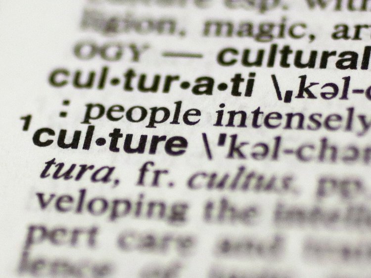 La edad del éxito: ¿Cuándo es mejor aprender idiomas y qué puedes conseguir a los 70?