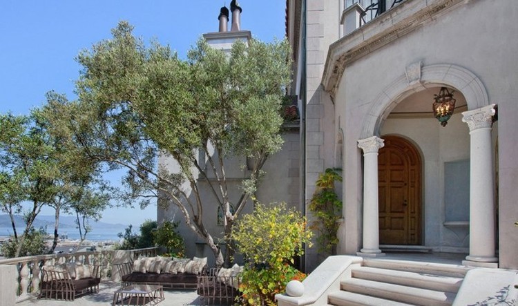 La casa perfecta para el dueño de un Tesla