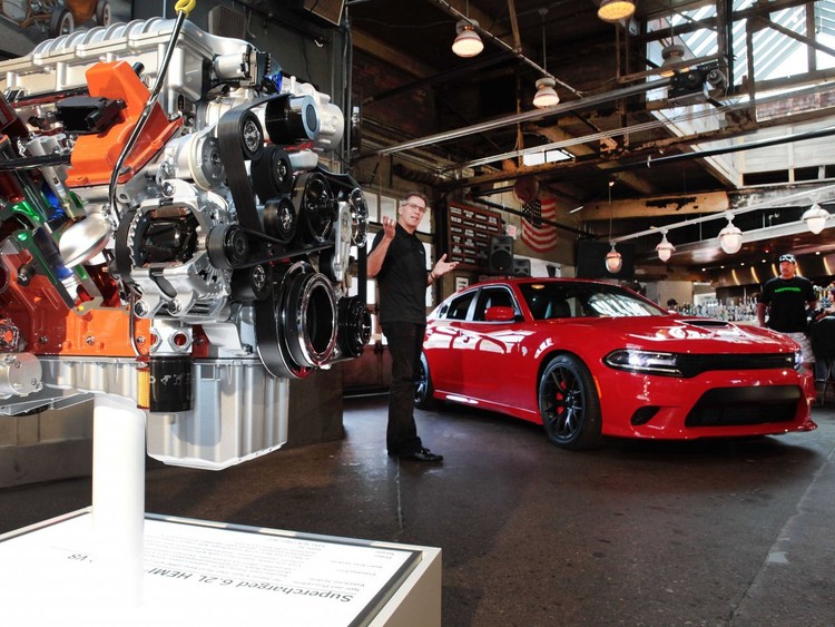  أفضل 15 سيارة للعام الفائت