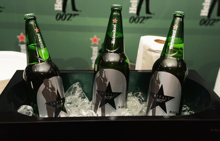 مشتريات جيمس بوند