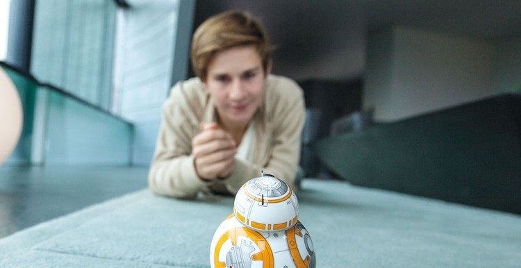 Tenha o seu próprio robô Starwars