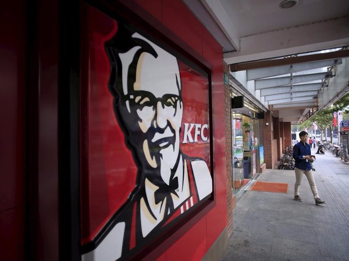 سلطة لموسوليني.. ما الطبق المفضل لدى مستبدي القرن الـ20