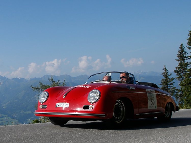 ¿En qué se gastan su dinero Jeff Bezos, Elon Musk y otros multimillonarios?