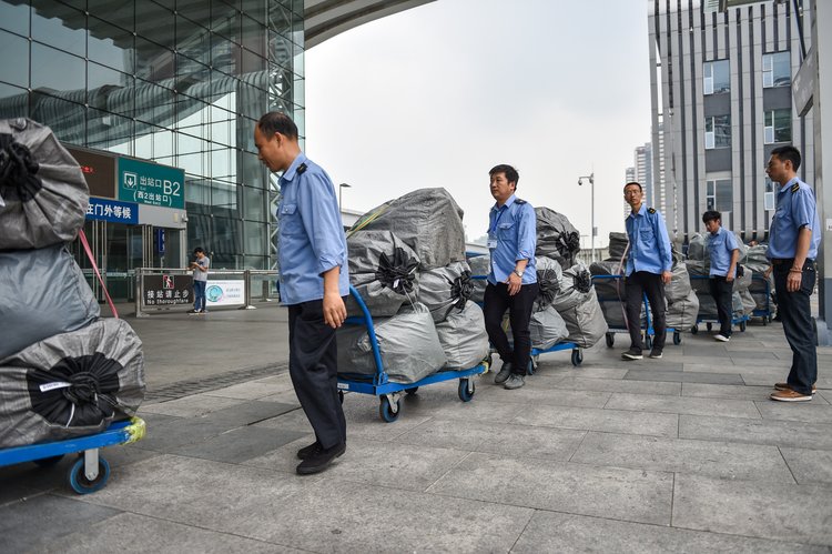 SoftBank planea comprar una participación del 14% en Uber