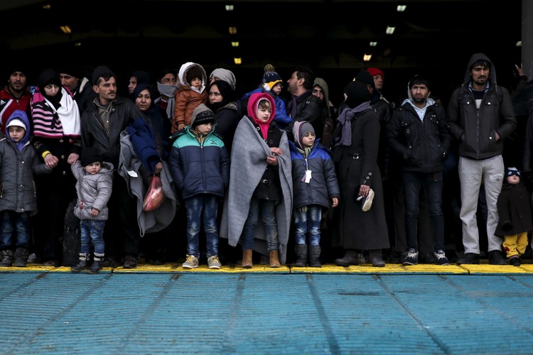 Alemania cada vez rechaza a más inmigrantes indocumentados en sus fronteras