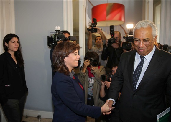 Salário mínimo ainda a ser discutido