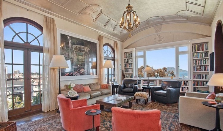 A casa perfeita para o dono de um Tesla