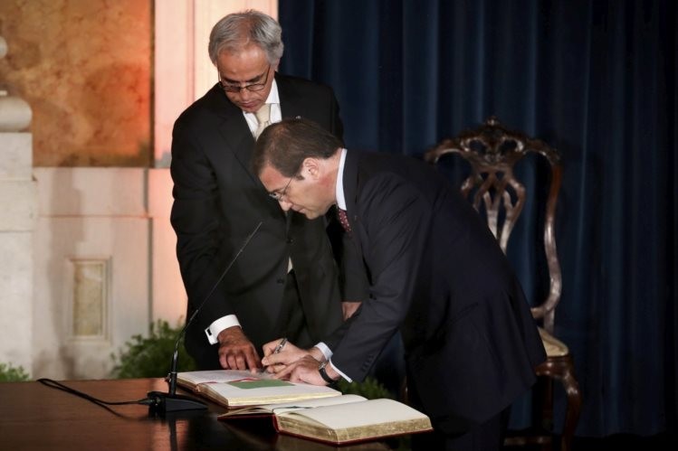 Passos disposto a ficar à frente de um governo de gestão