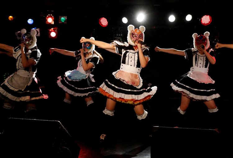 Cómo el bitcoin ha inspirado a un grupo de pop japonés