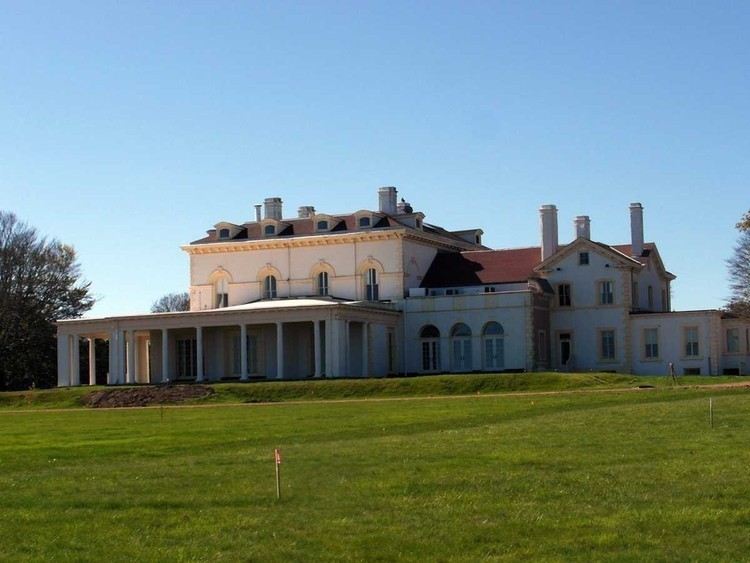 Por qué el ex Director Ejecutivo de Oracle no deja de comprar casas