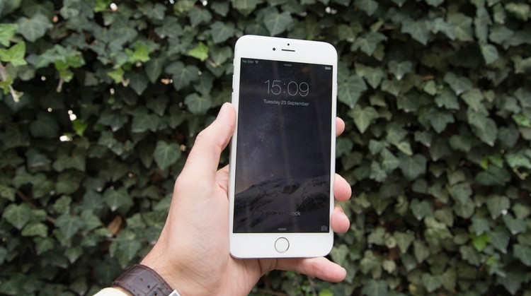 خمسة أسباب لشراء أسهم شركة أبل