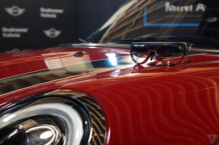 نظارات الملاحة BMW أكثر فائدة من Google Glass
