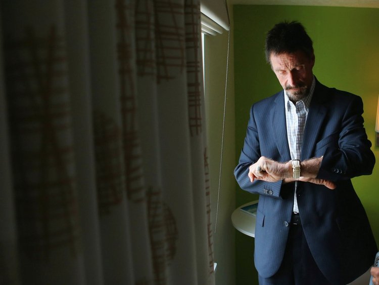 La loca vida del misterioso John McAfee