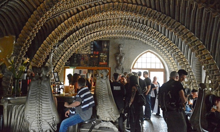 Los 10 mejores bares y restaurantes decorados al estilo del cine