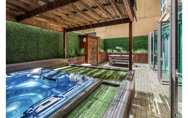 Conheça a casa que ninguém quer comprar