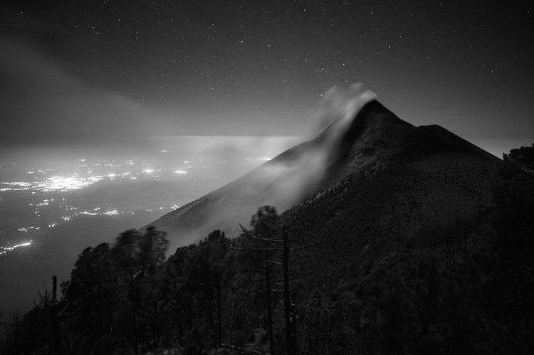 La historia de las fotografías de un volcán