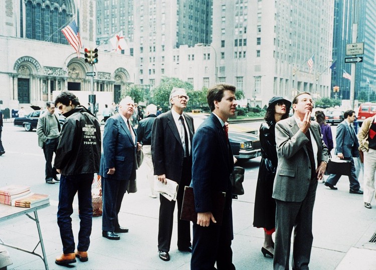 التجار يخافون من الماضي