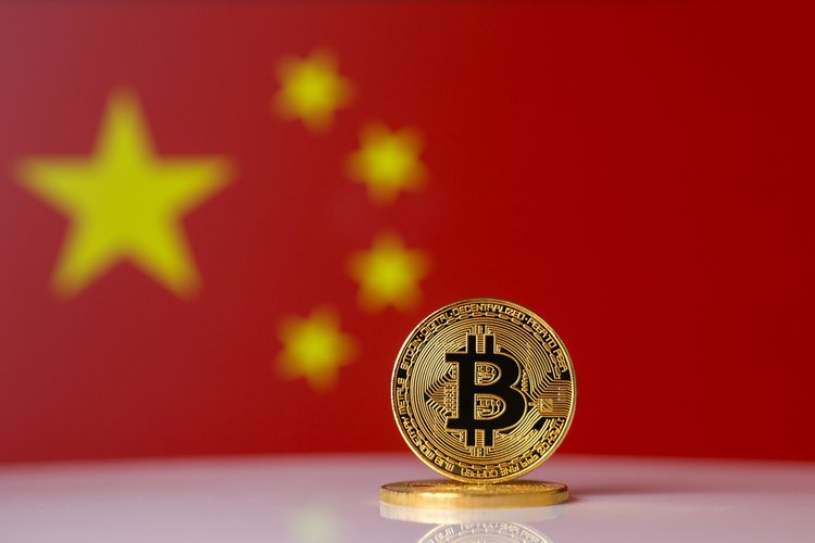 Kas mul on vaja investeerida Bitcoin: 7 poolt- ja 3 vastuhäälega,