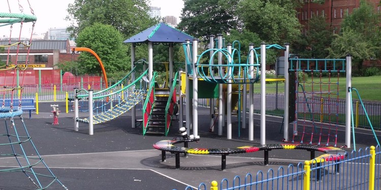 9 Sinais de que o seu colega poderá ser psicopata