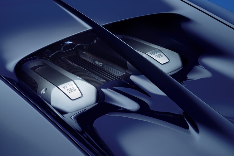 Arriva Chiron, la Bugatti dei record