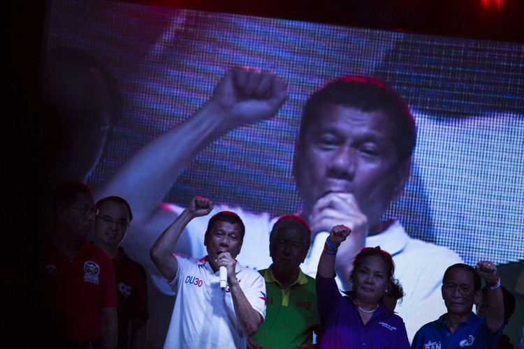 Rodrigo Duterte: conheça o homem que lidera a corrida presidencial nas Filipinas