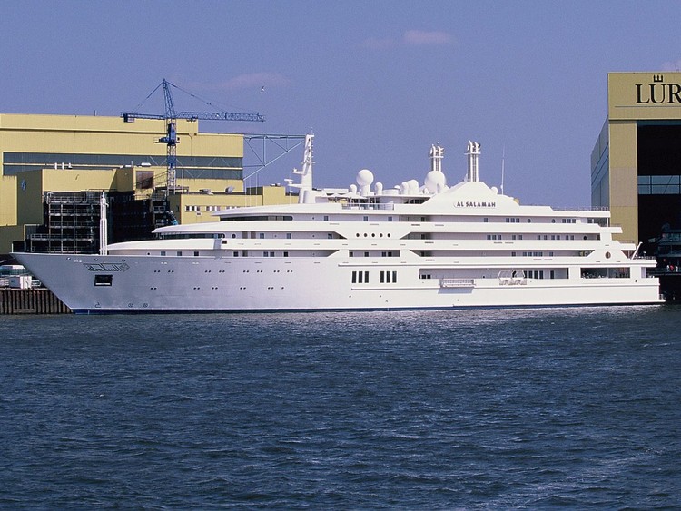 I 17 yacht di lusso privati più grandi del mondo