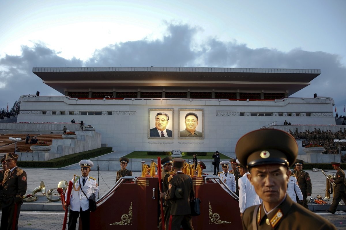 In Nordkorea liebt man große Teile